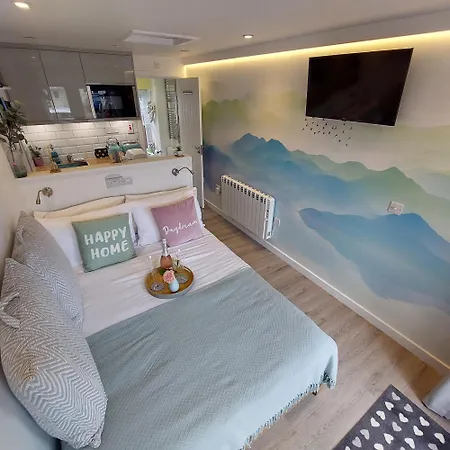 The Snug - Cosy Retreat For Two Apartment Inverness Exterior photo