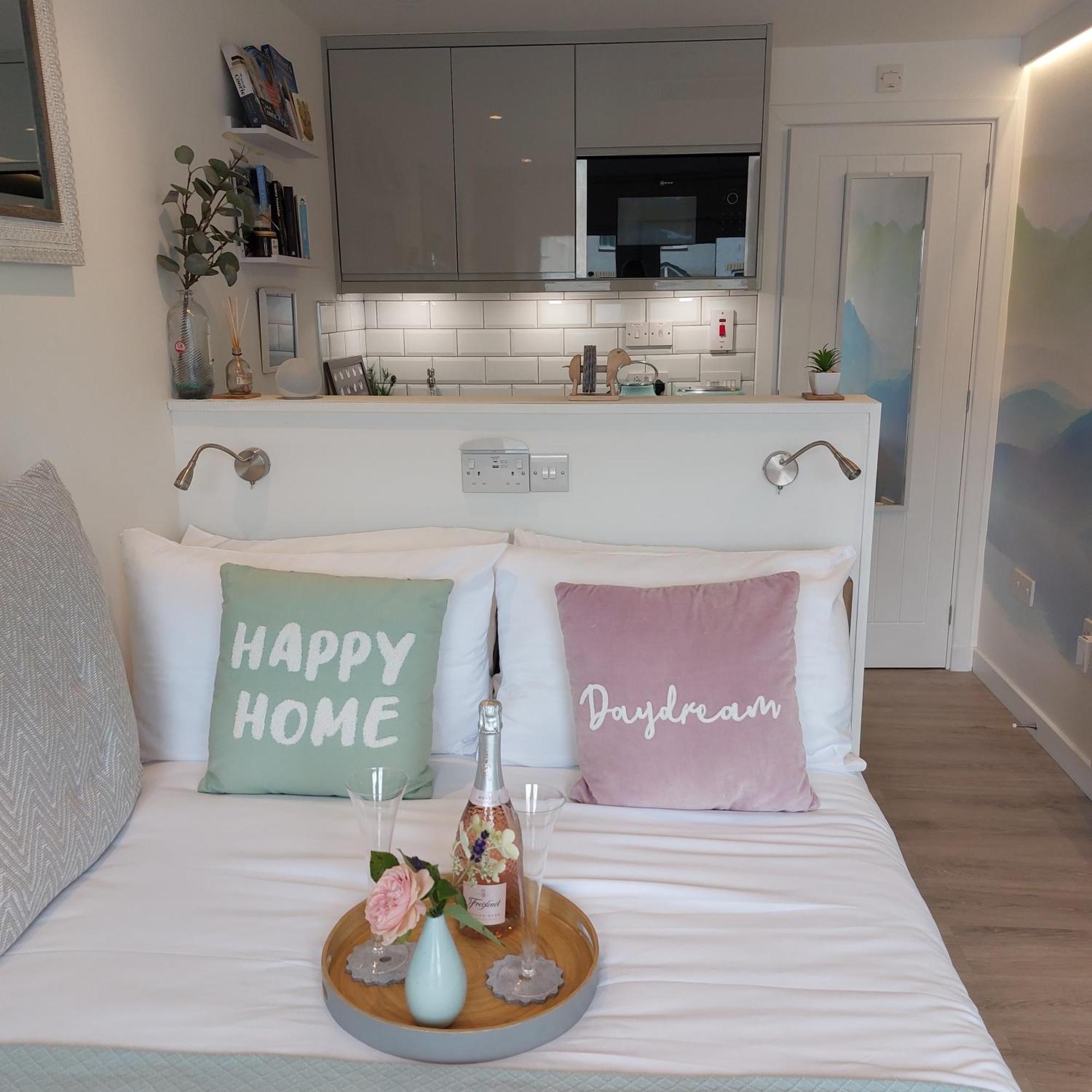 The Snug - Cosy Retreat For Two Apartment