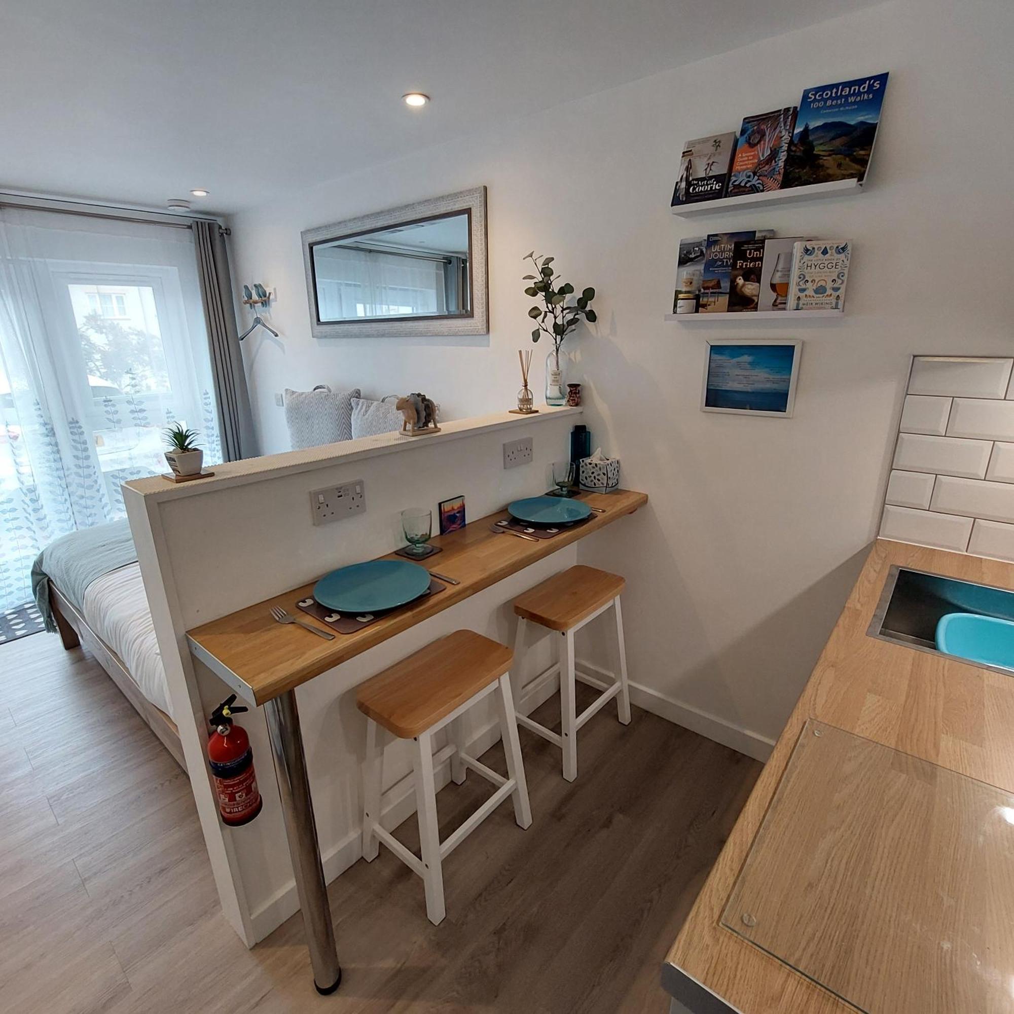 The Snug - Cosy Retreat For Two Apartment Inverness