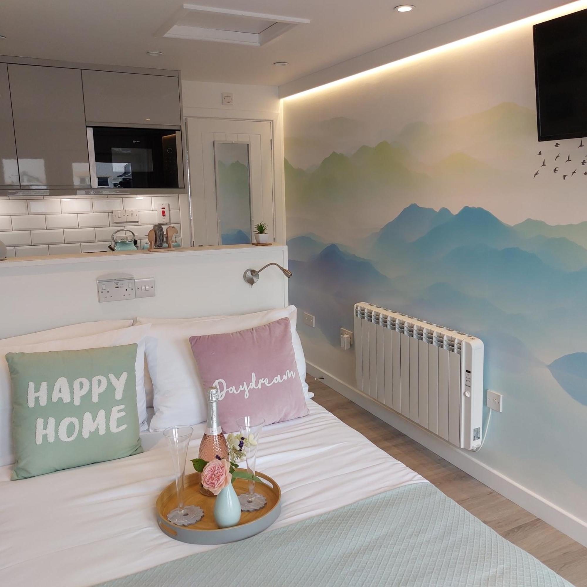 The Snug - Cosy Retreat For Two Apartment